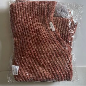 Matching biker short and off the shoulder sweater set M